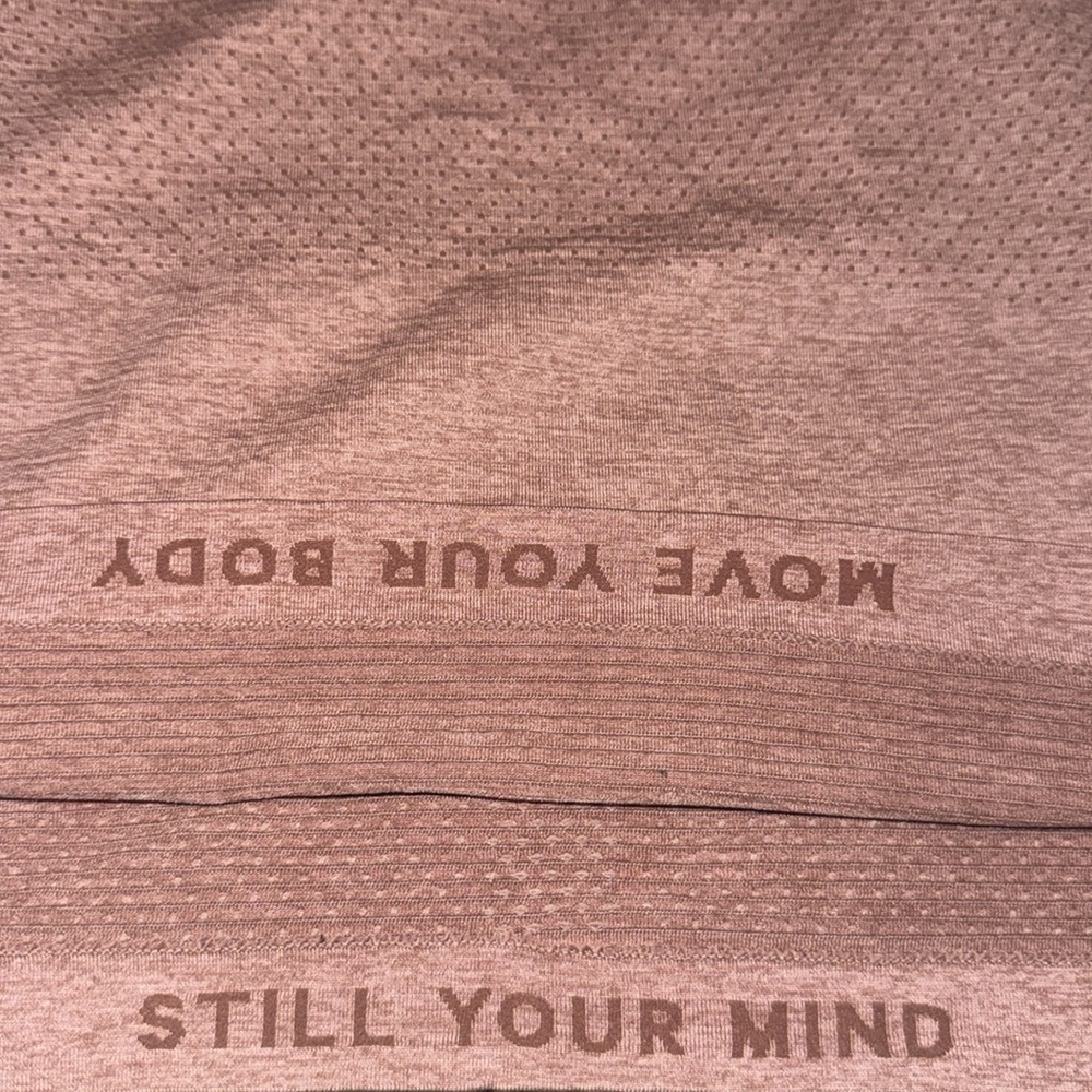 Lululemon Size 10 Swiftly Tech Racerback Tank Top 2.0 Race Length Pink Light - Picture 4 of 5